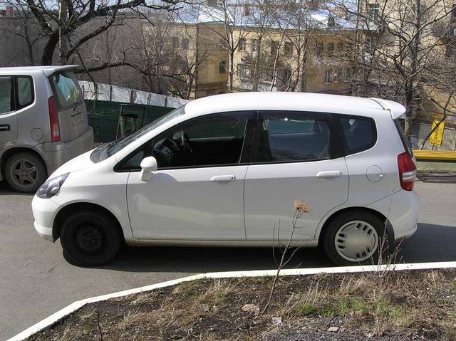 2001 Honda Fit