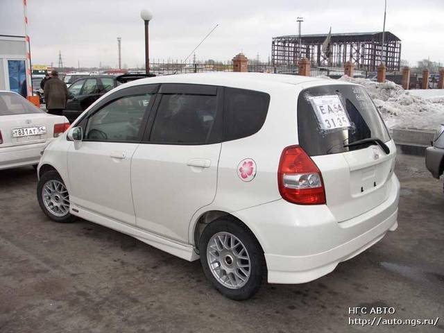 2001 Honda Fit