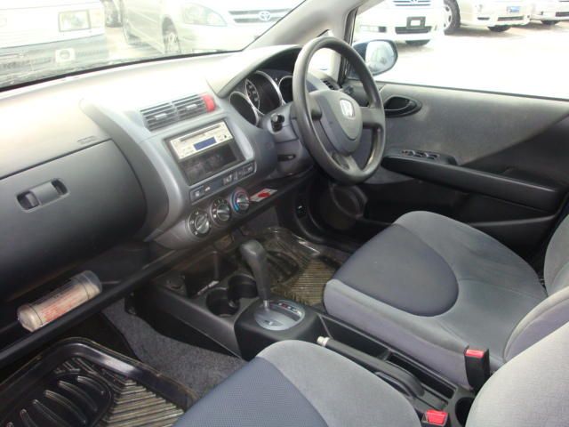 2001 Honda Fit