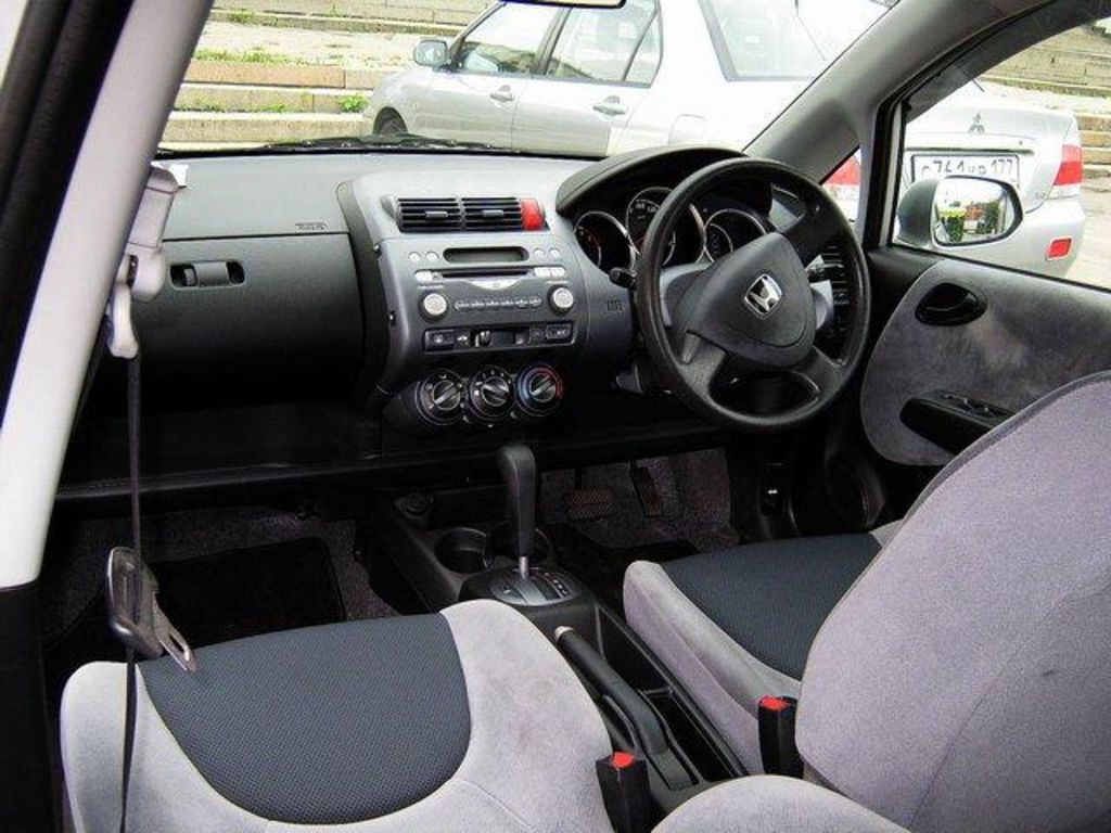 2001 Honda Fit