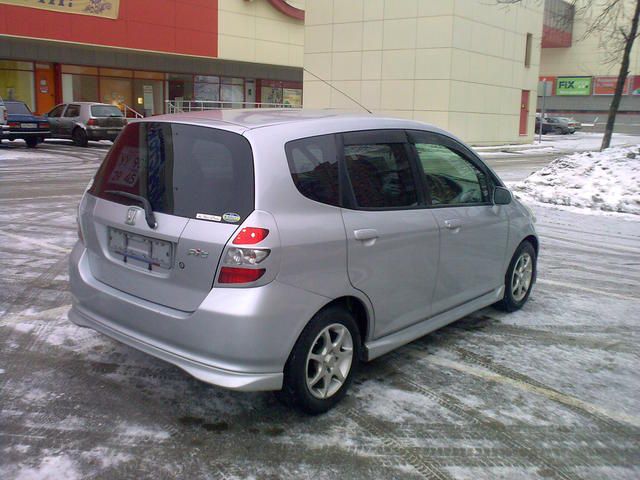 2001 Honda Fit