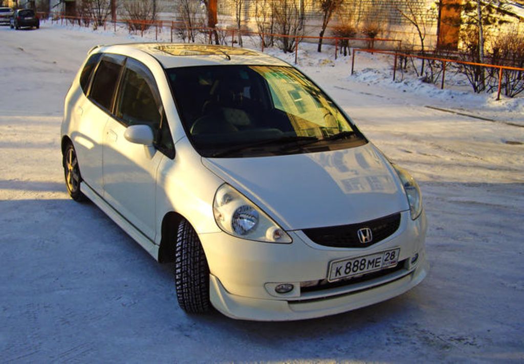 2001 Honda Fit