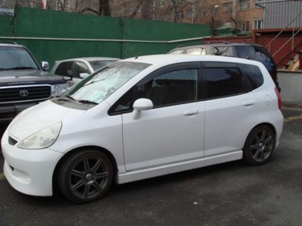 2001 Honda Fit