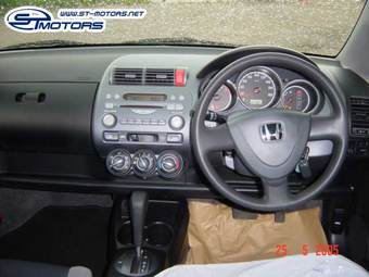 2001 Honda Fit Photos