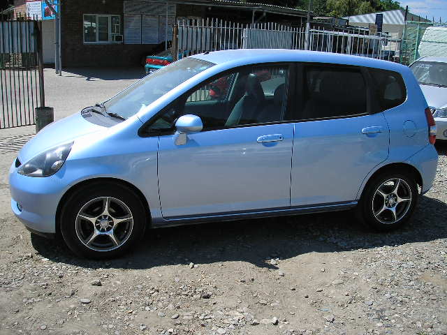 2001 Honda Fit Photos