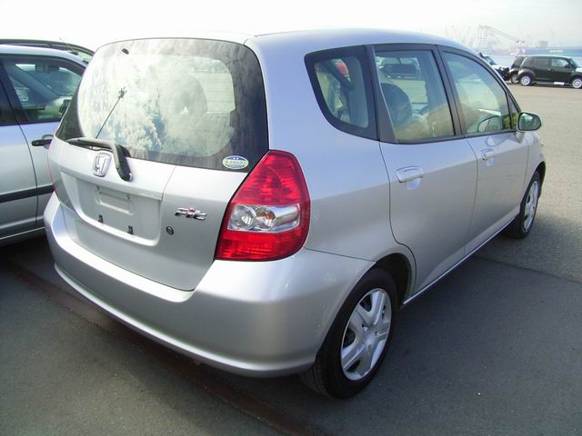 2001 Honda Fit Photos