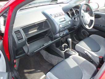 2001 Honda Fit Photos