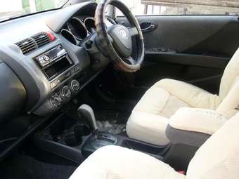 2001 Honda Fit Pictures