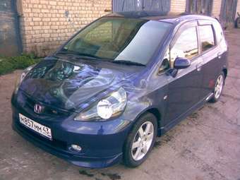 2001 Honda Fit Pictures