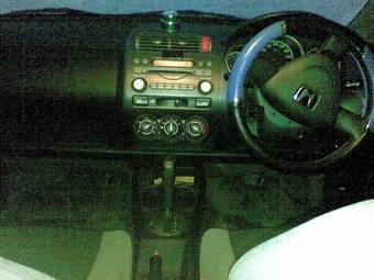 2001 Honda Fit Pictures