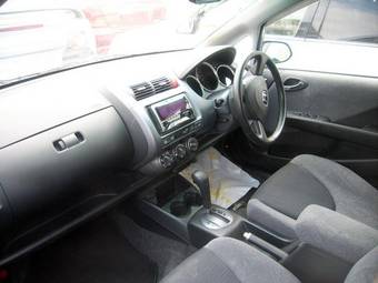 2001 Honda Fit Wallpapers