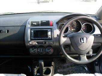 2001 Honda Fit Photos