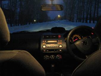 2001 Honda Fit Photos