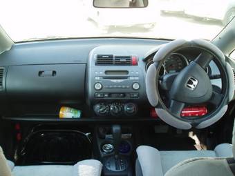 2001 Honda Fit Wallpapers