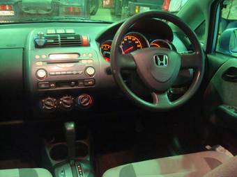2001 Honda Fit Photos