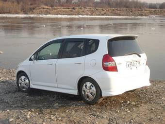 2001 Honda Fit Pictures