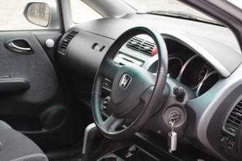 2001 Honda Fit Photos