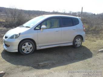 2001 Honda Fit Photos