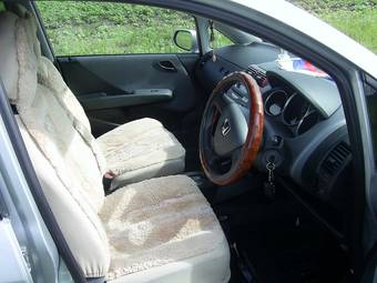 2001 Honda Fit Photos