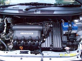 2001 Honda Fit Wallpapers