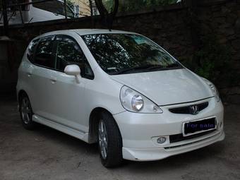 2001 Honda Fit Pictures