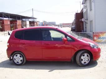 2001 Honda Fit Wallpapers