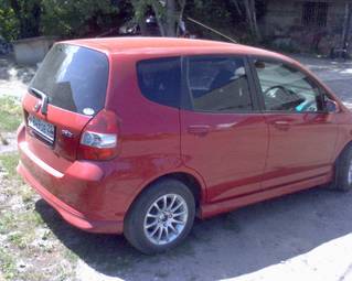 2001 Honda Fit Wallpapers