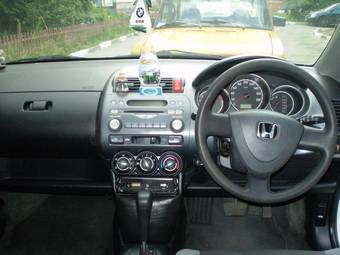 2001 Honda Fit Photos