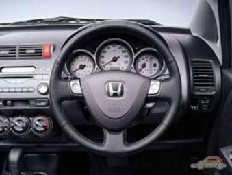 2001 Honda Fit Photos