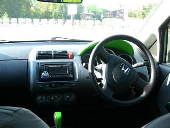 2001 Honda Fit Photos