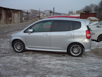 2002 Honda Fit