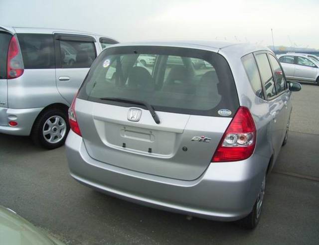 2002 Honda Fit