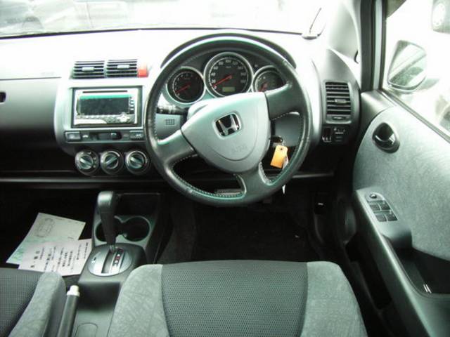 2002 Honda Fit