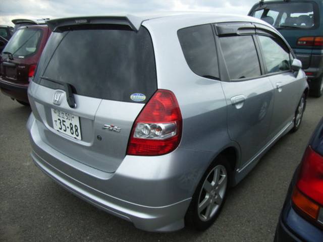 2002 Honda Fit