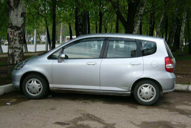 2002 Honda Fit