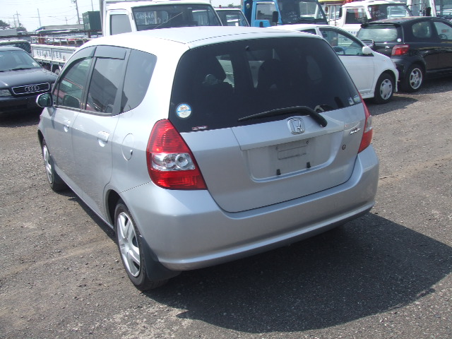 2002 Honda Fit