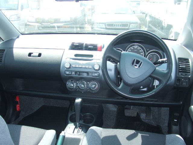 2002 Honda Fit