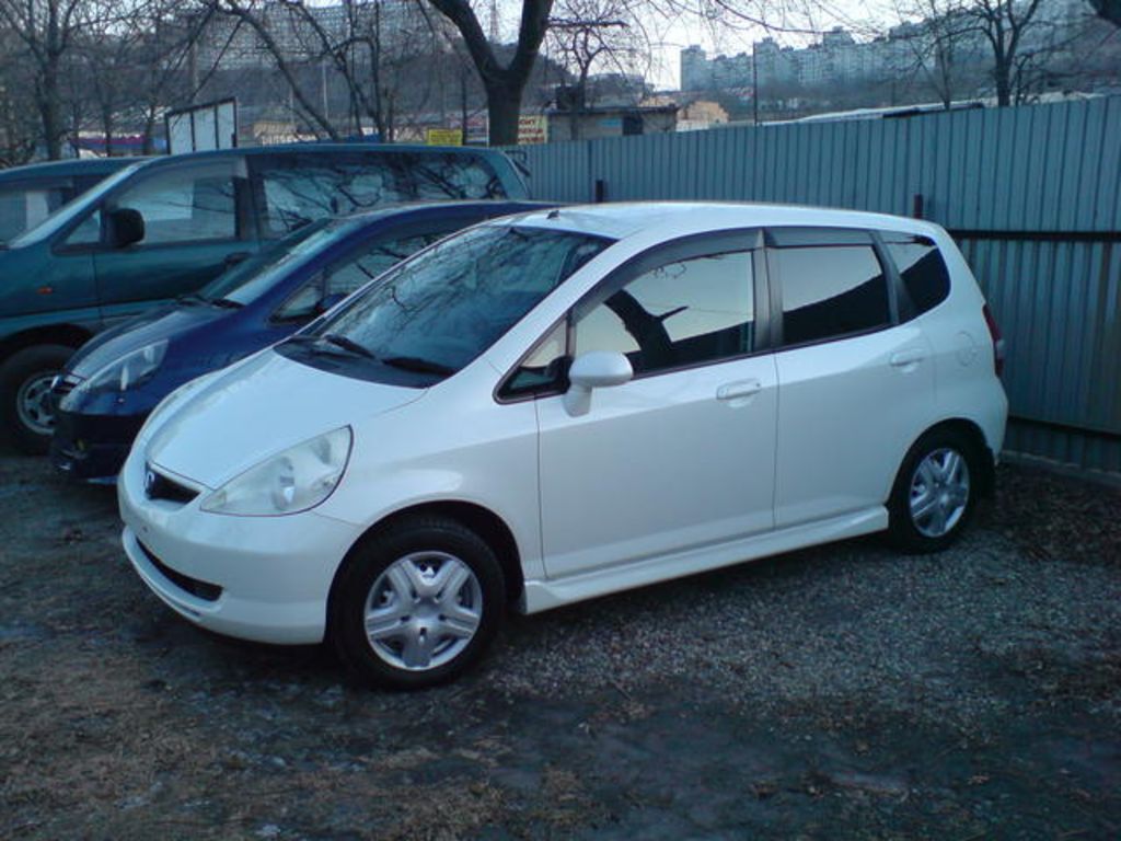 2002 Honda Fit