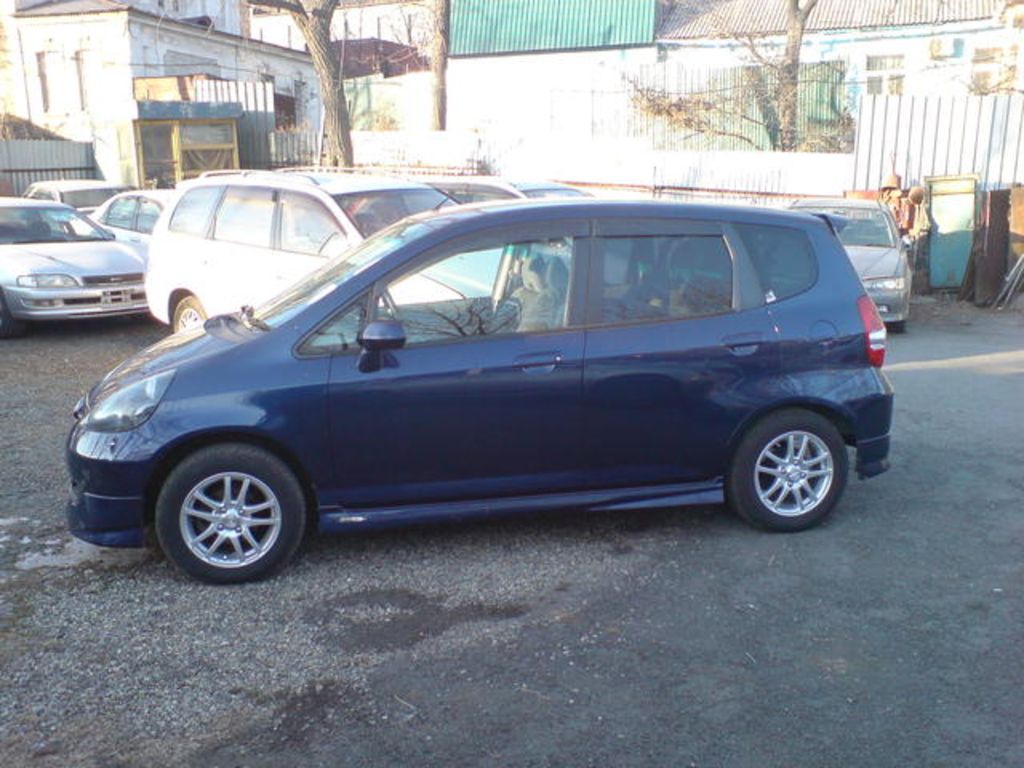 2002 Honda Fit