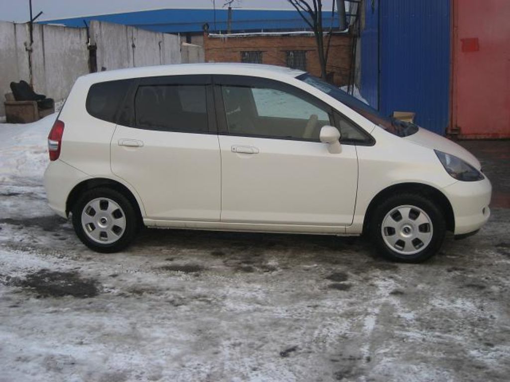 2002 Honda Fit