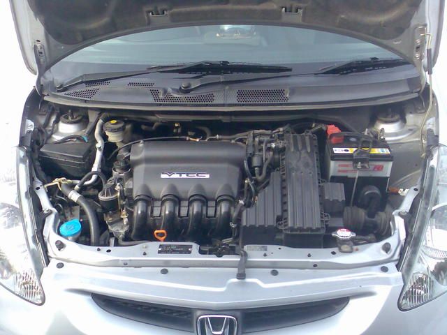 2002 Honda Fit