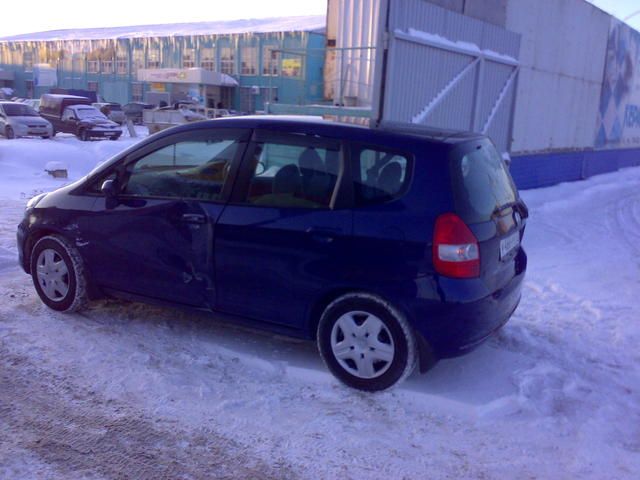 2002 Honda Fit