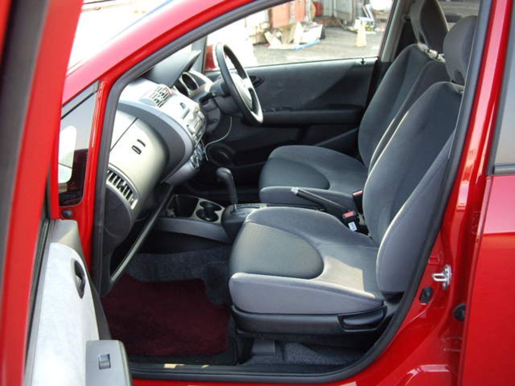 2002 Honda Fit