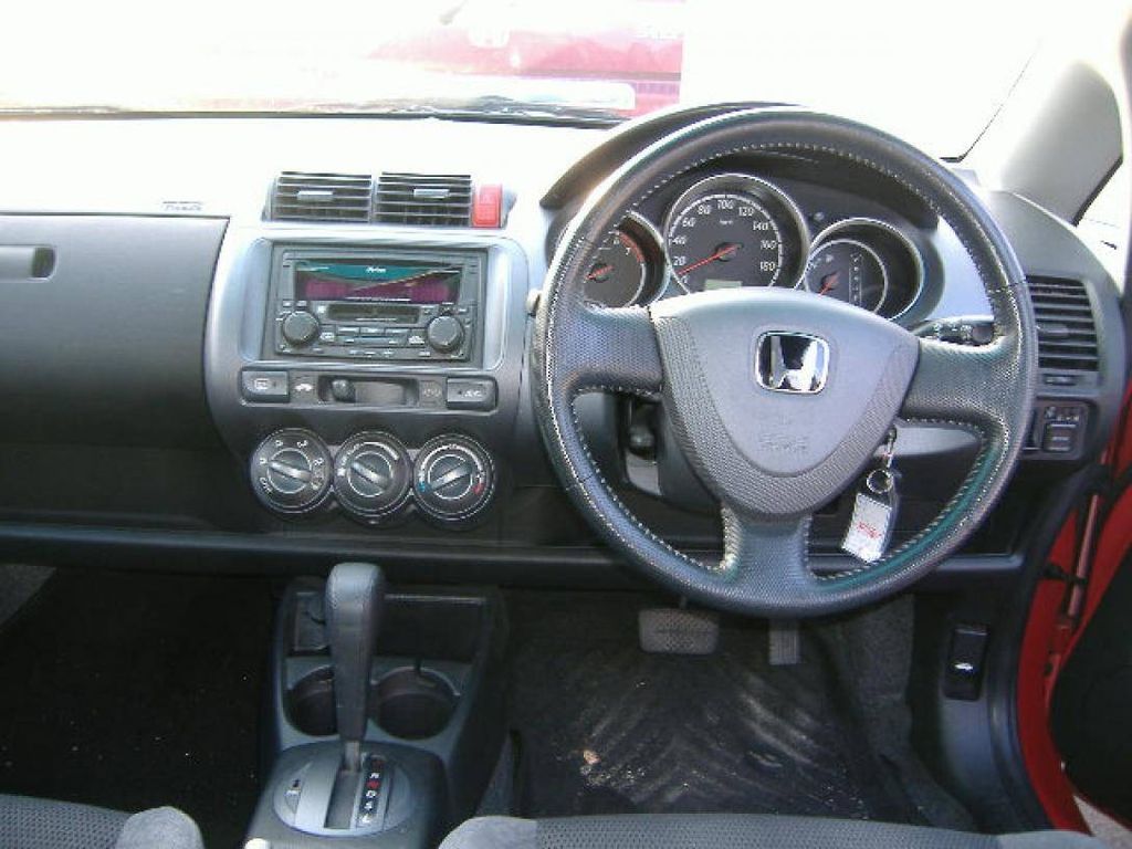 2002 Honda Fit