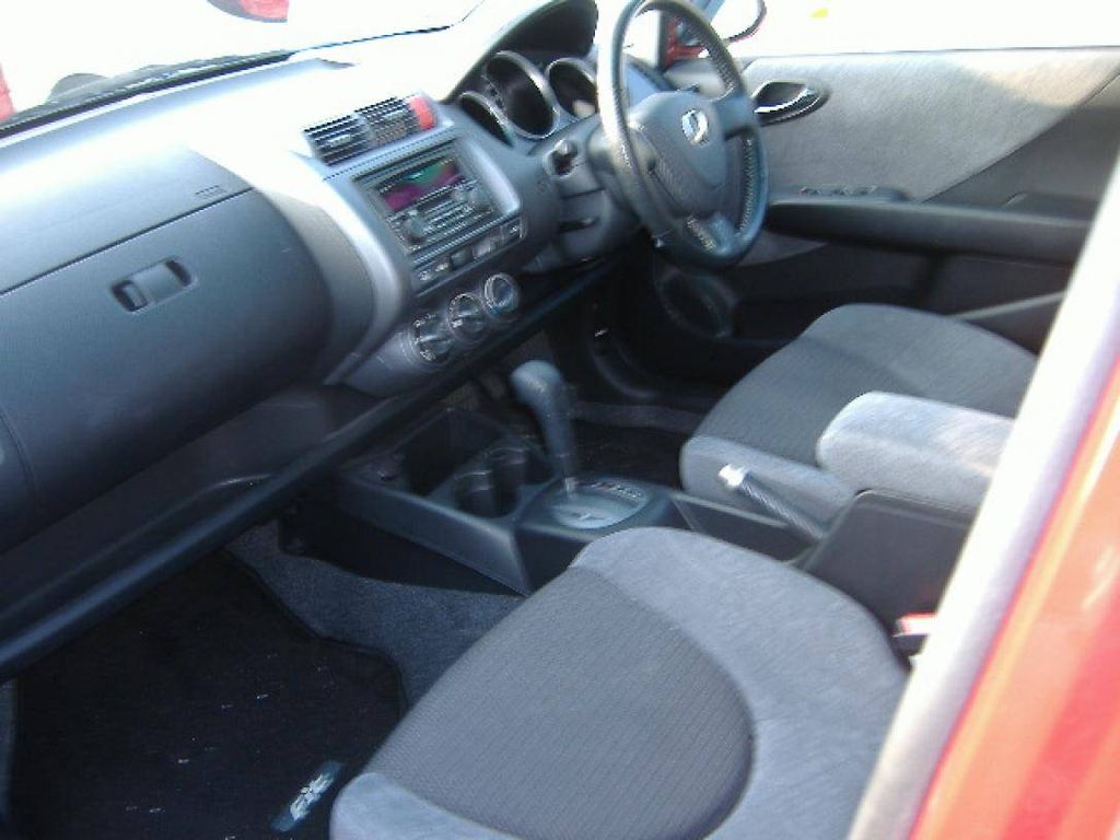 2002 Honda Fit