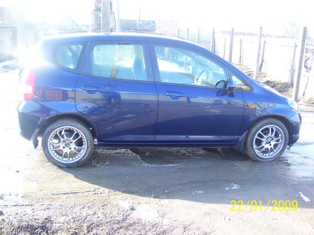 2002 Honda Fit