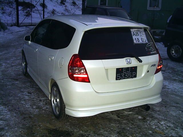 2002 Honda Fit