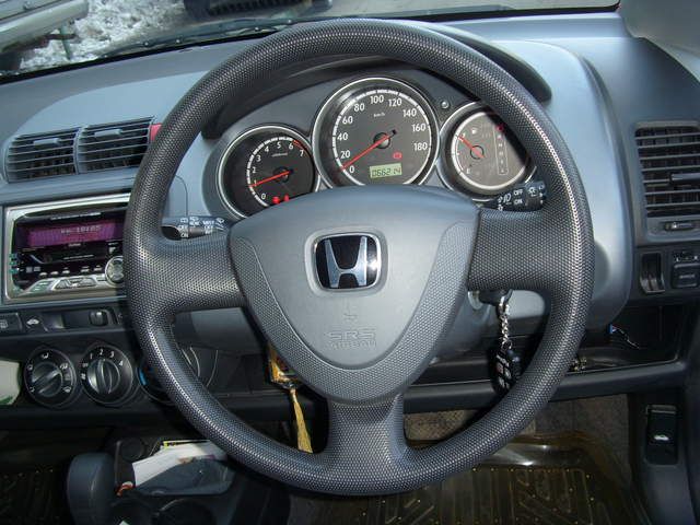 2002 Honda Fit