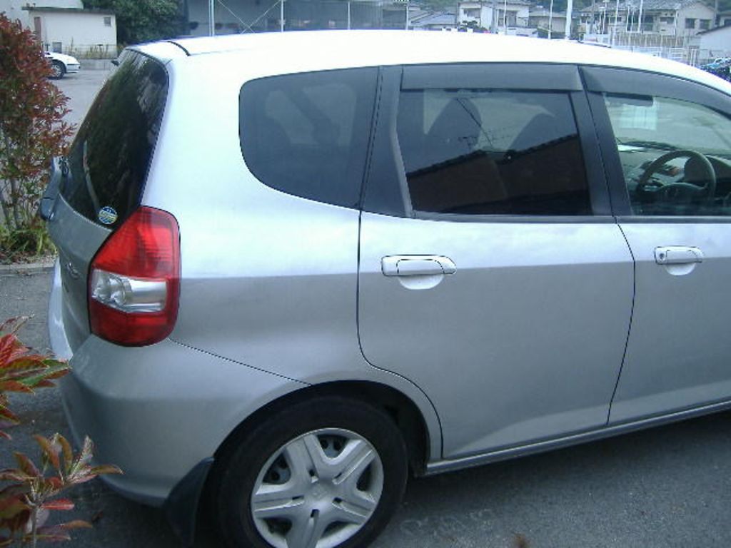 2002 Honda Fit