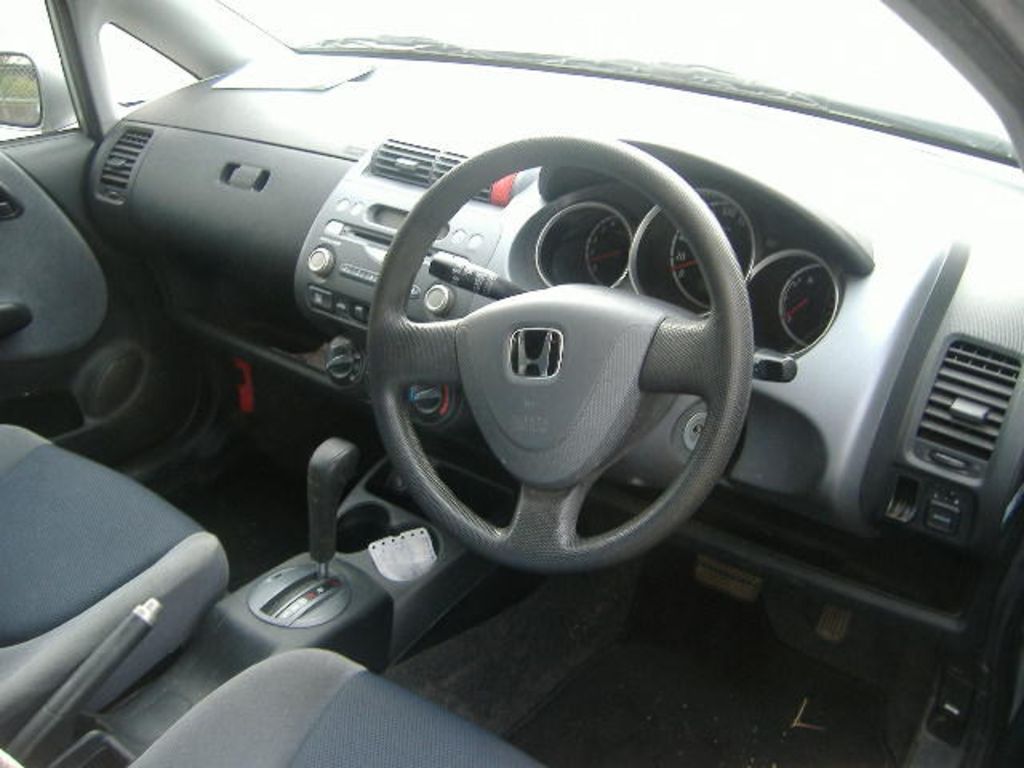 2002 Honda Fit